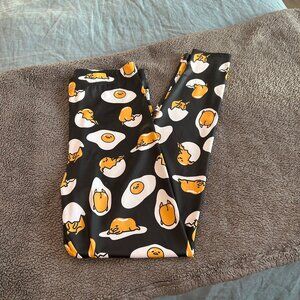 Blackmilk Sanrio Gudetama High-Waist Legging size Large